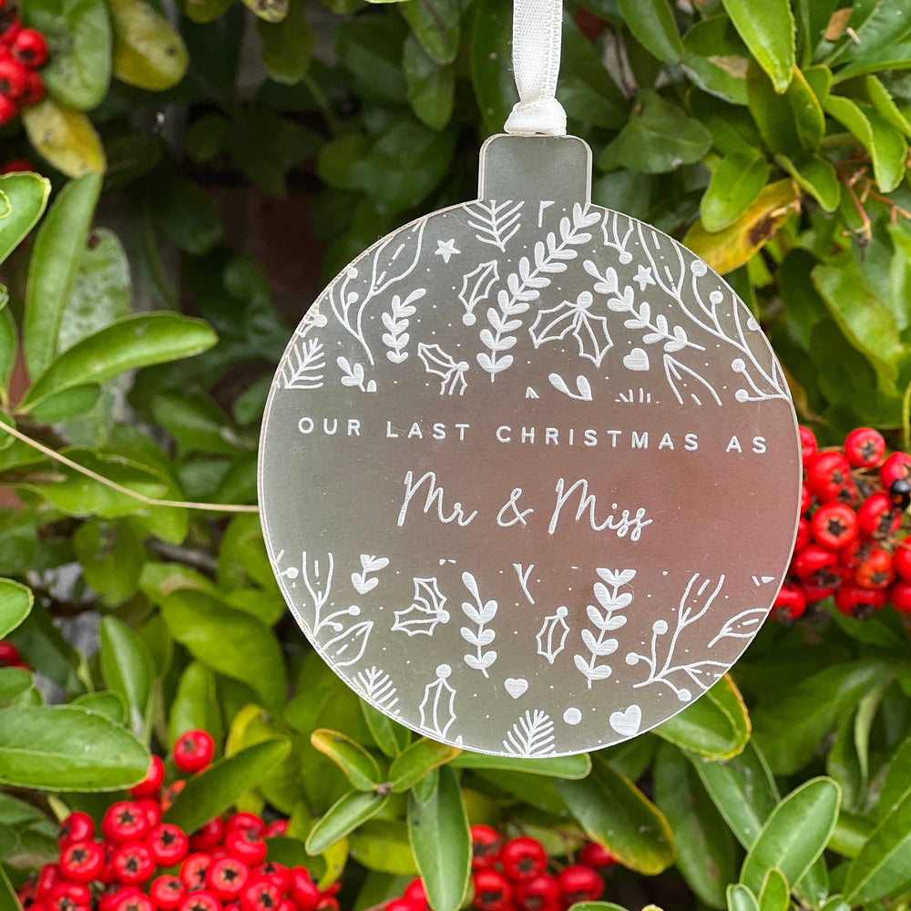 Last Christmas as Mr & Miss Christmas Bauble (CBB001B)