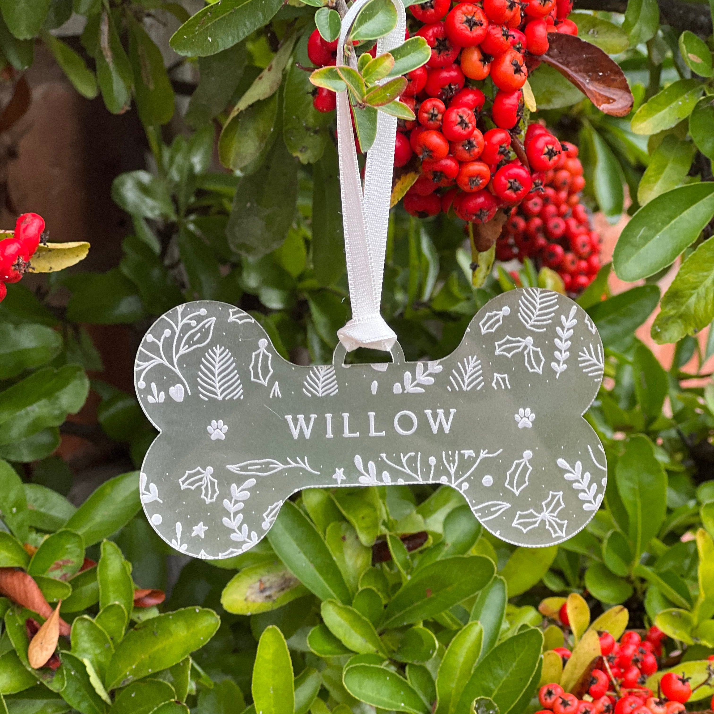 Personalised Pet christmas bauble for stocking filler or as a pet memorial